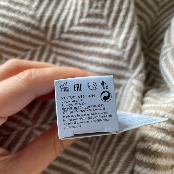 Virtue Hydrating Healing Hair Oil 20 ml - Picture 3 of 5